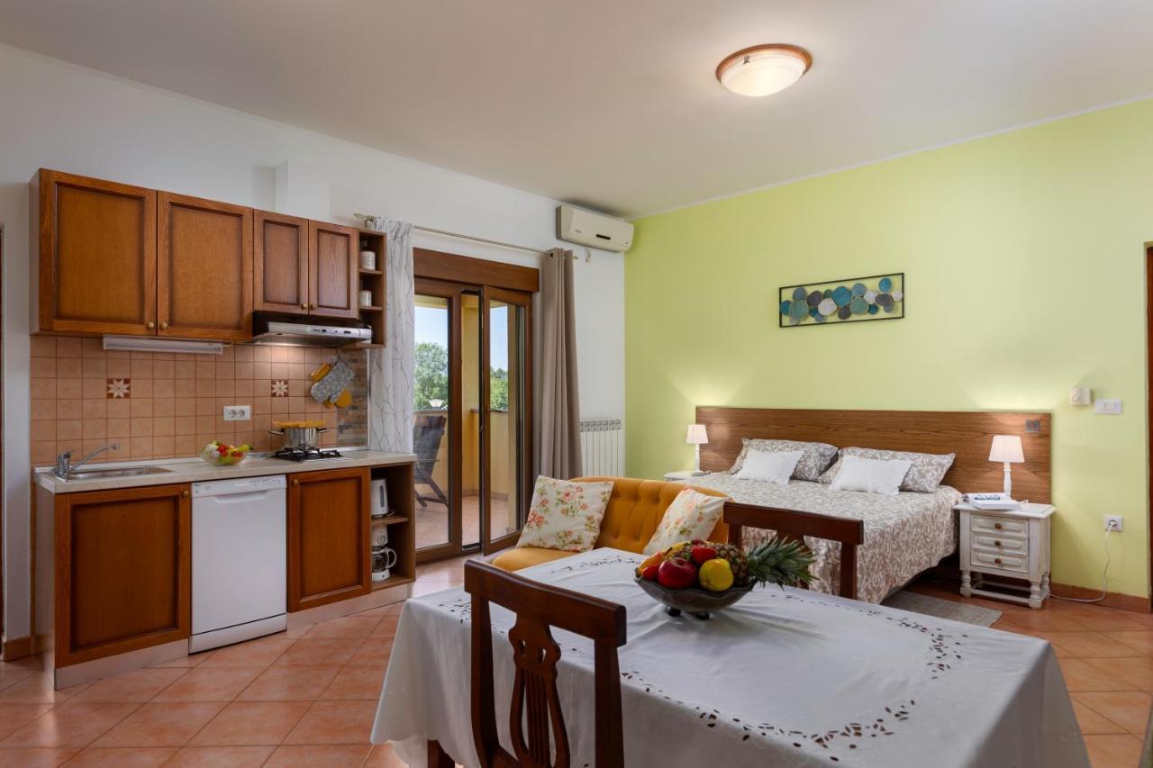 Apartments Terranova Rovinj Luaran gambar