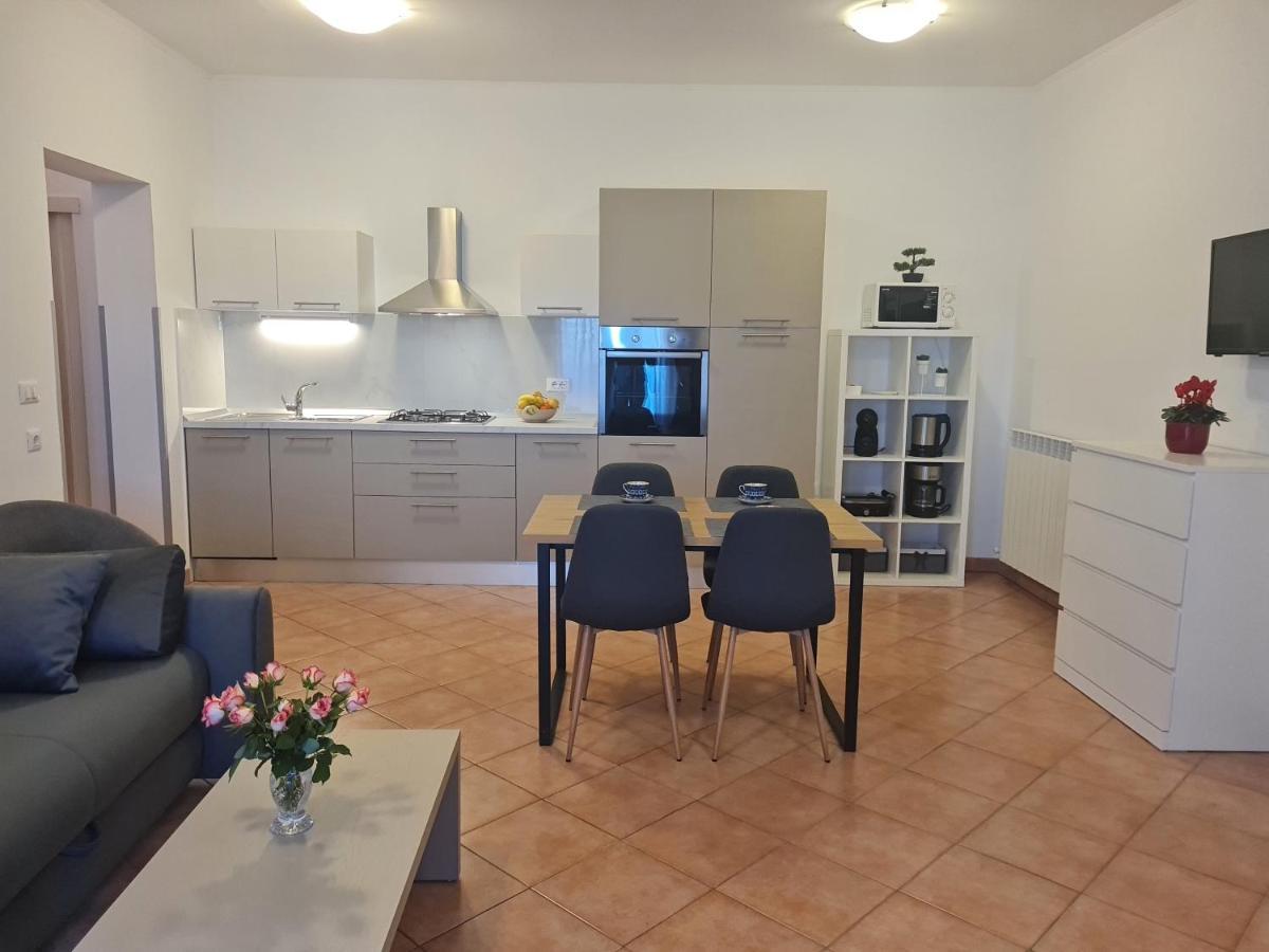 Apartments Terranova Rovinj Luaran gambar